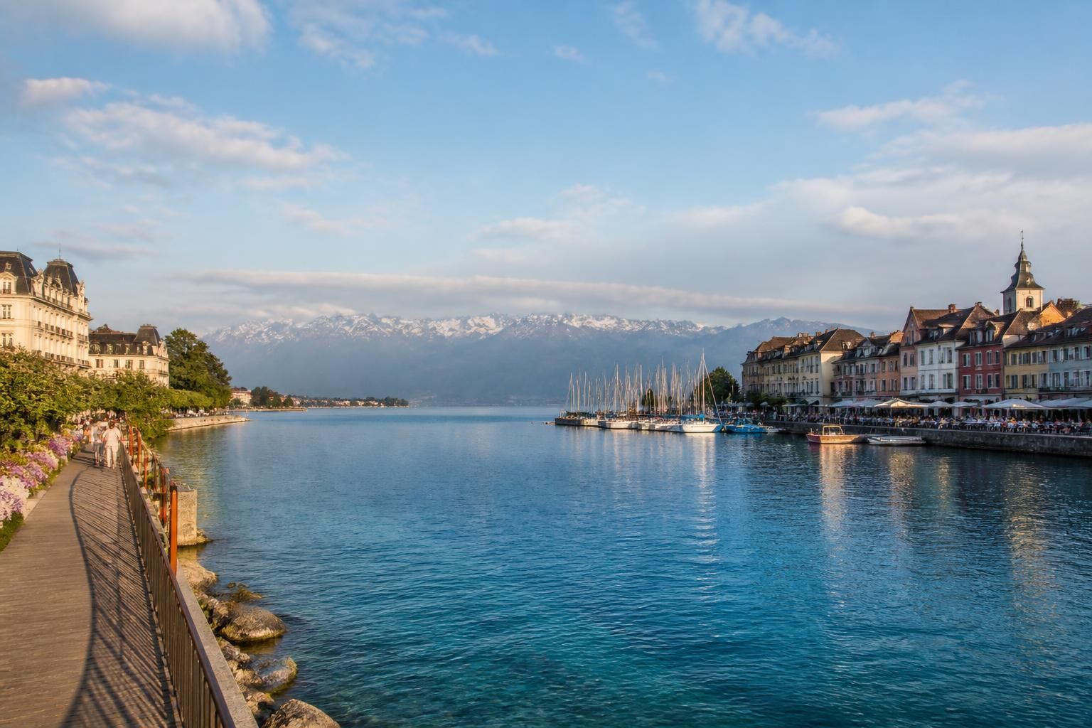 découvrez les charmes d'évian et thonon au bord du lac léman et choisissez la ville idéale pour votre prochaine visite entre détente, culture et paysages exceptionnels.