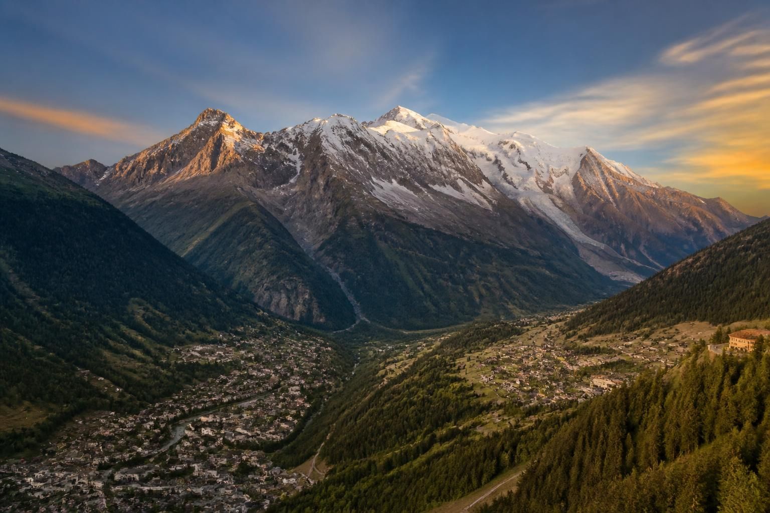 découvrez les différences entre le mont-blanc côté français et côté italien pour bien choisir votre itinéraire avant de partir à l'aventure.